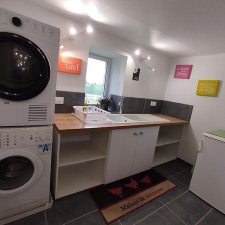 Domaine De La Clauzade Bed & Breakfast Saint-Germain-les-Vergnes Bagian luar foto
