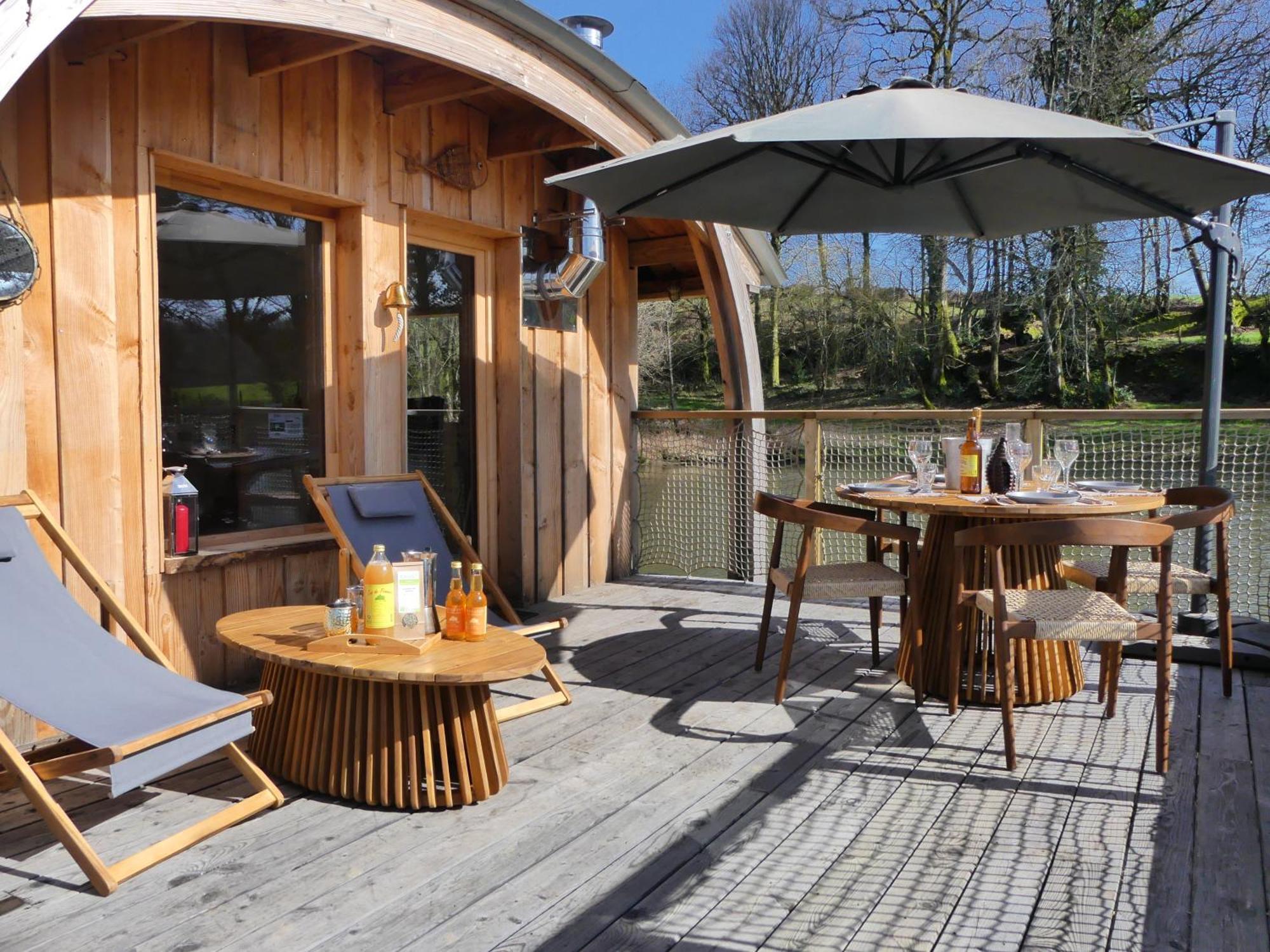 Domaine De La Clauzade Bed & Breakfast Saint-Germain-les-Vergnes Ruang foto