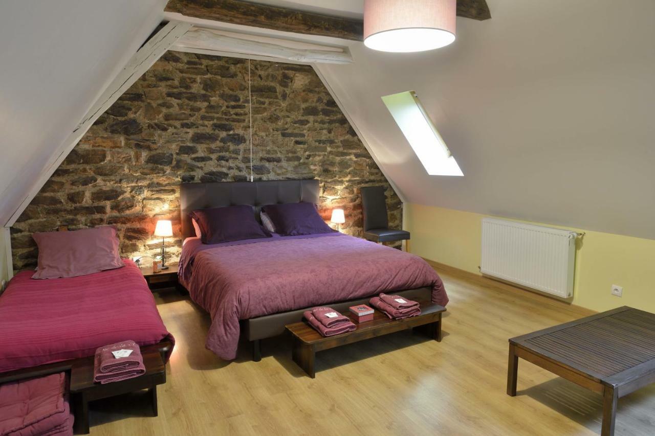 Domaine De La Clauzade Bed & Breakfast Saint-Germain-les-Vergnes Bagian luar foto